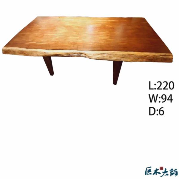 典雅溫潤色澤 長型原木桌